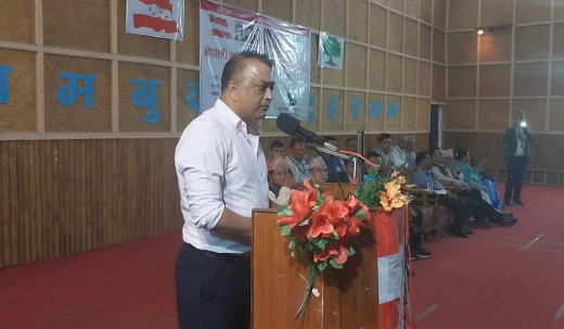 समस्या औँल्याउने होइन योजना दिने राजनीतिज्ञ चाहिएको छ : गगन थापा